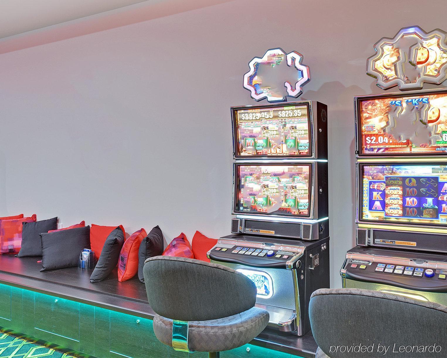 Burnie Central Townhouse Hotel Екстер'єр фото
