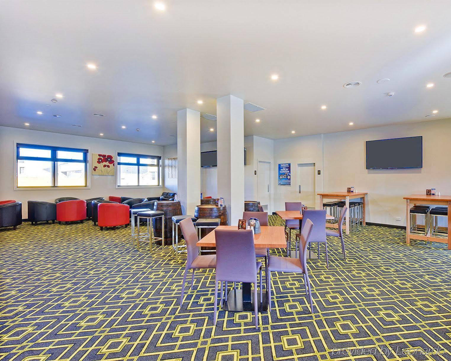 Burnie Central Townhouse Hotel Екстер'єр фото